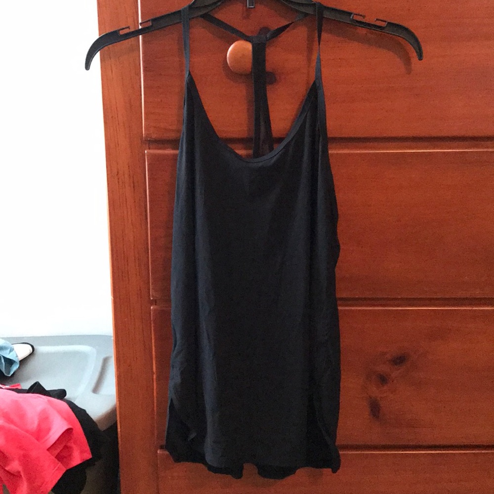Lululemon lace-back flowy tank